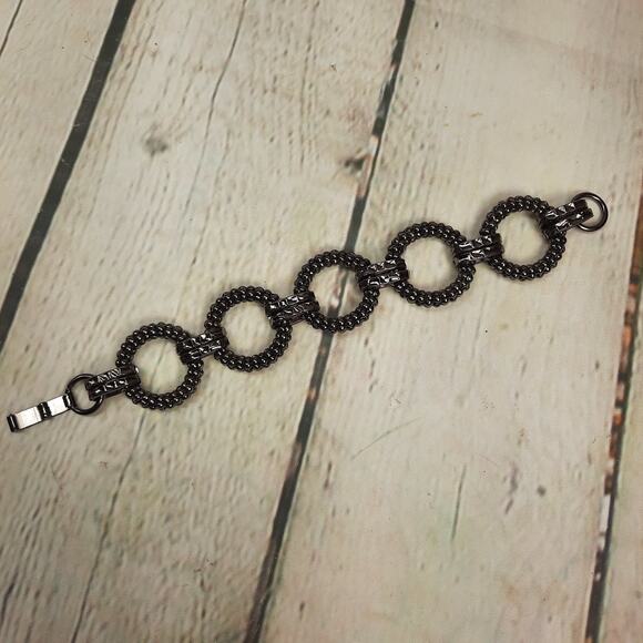Gunmetal Gray‎ Large Link Circle Bracelet - Picture 4 of 5